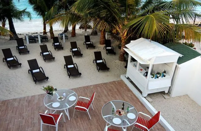 Hotel Eleven Palms bar plage punta cana